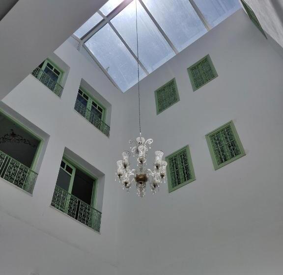 پانسیون Dar El Kif La Marsa