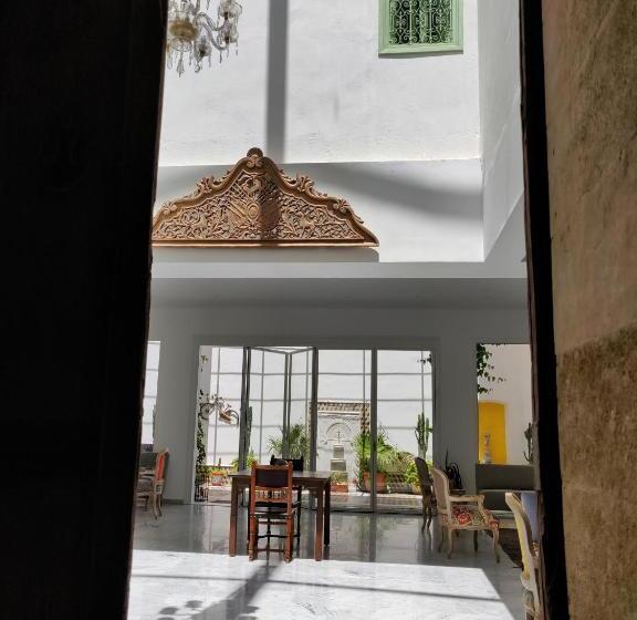 پانسیون Dar El Kif La Marsa