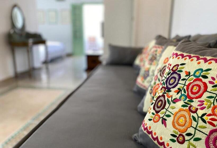 پانسیون Dar El Kif La Marsa