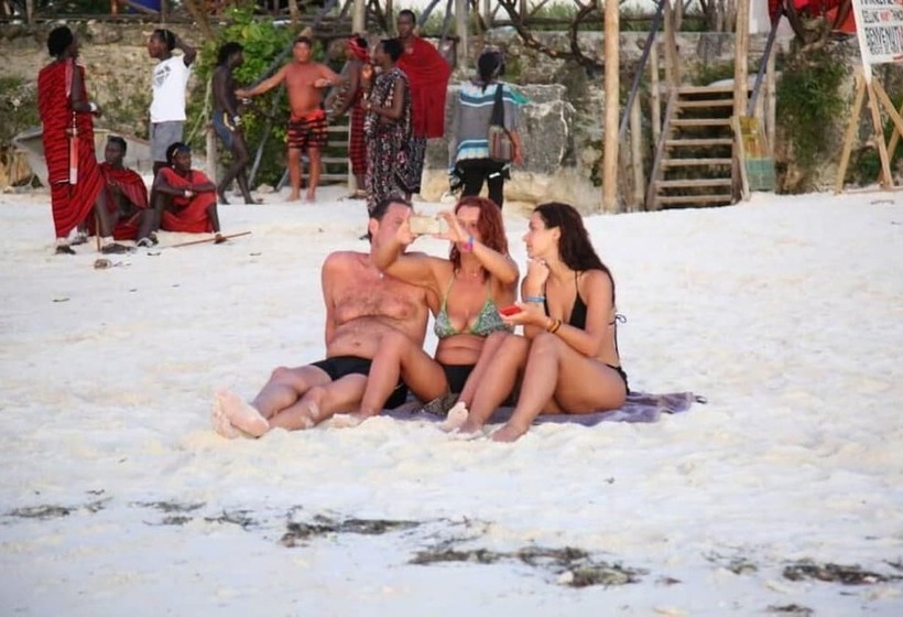 پانسیون Minah's Bungalows