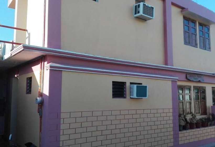 بنسيون Northview Hometel