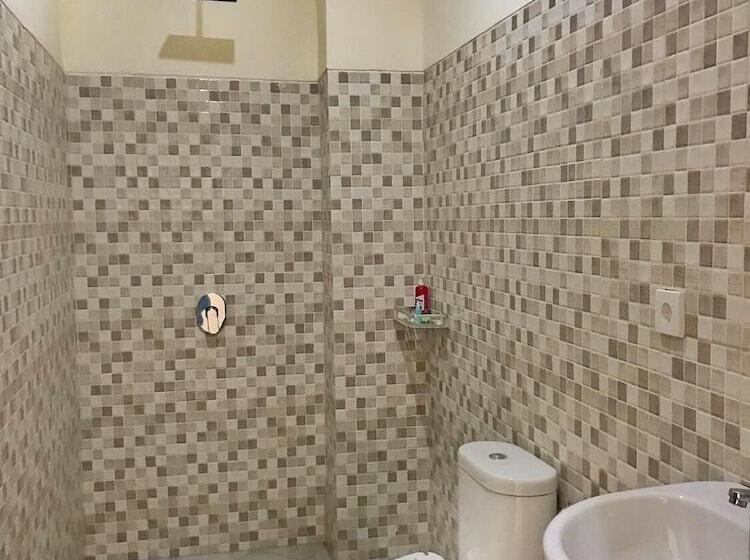 بنسيون Azalea Homestay & Villa