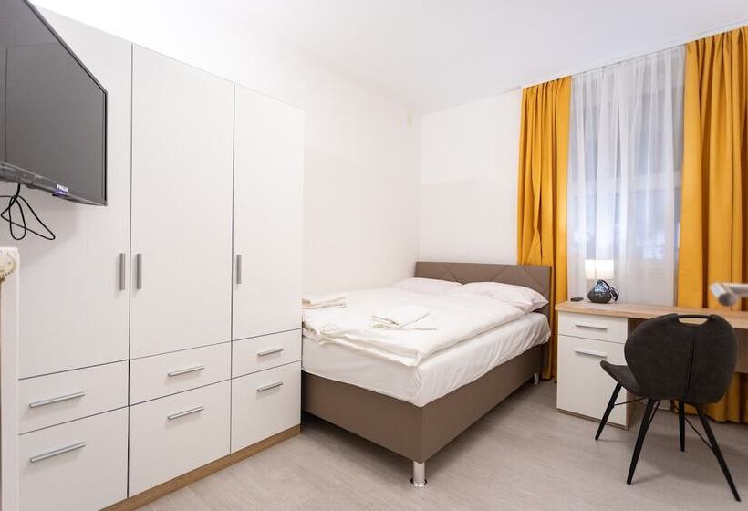 پانسیون Rubina Rooms