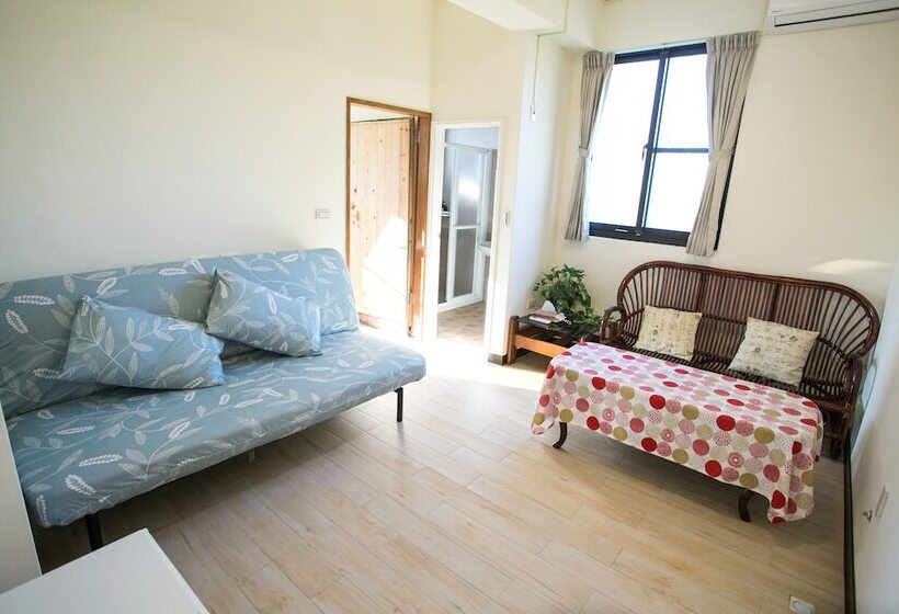 پانسیون Tree House Cafe & Homestay