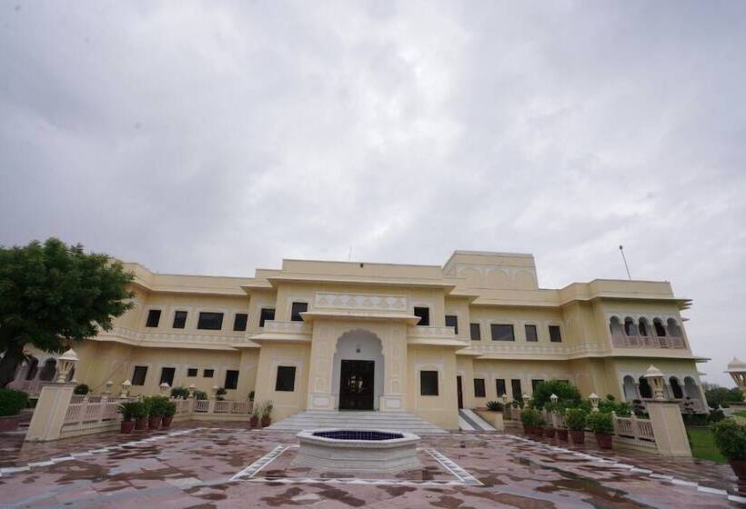 منتجع Raj Bagh Palace