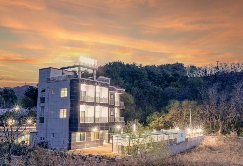 Samcheok Aramaru Pension