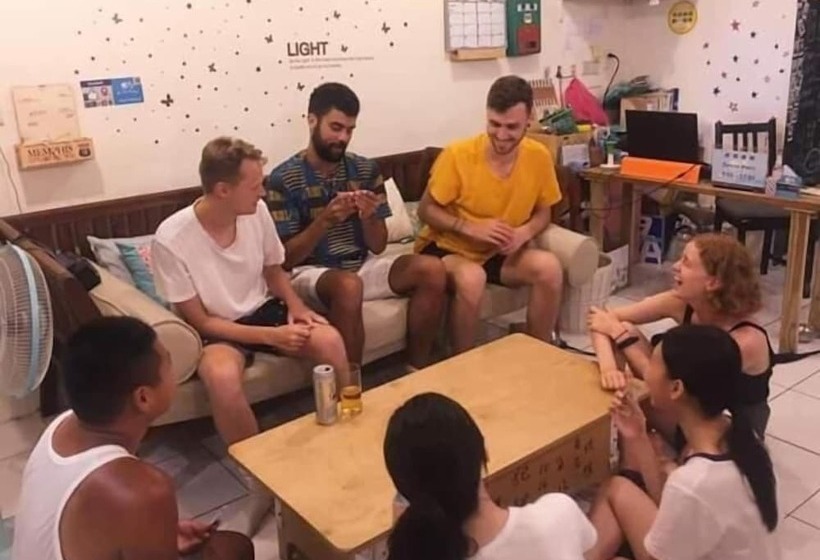 Sun Moon Lake Rainbow Sup Hostel