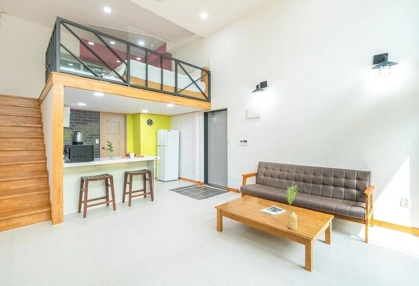 Goseong Theprism Pension