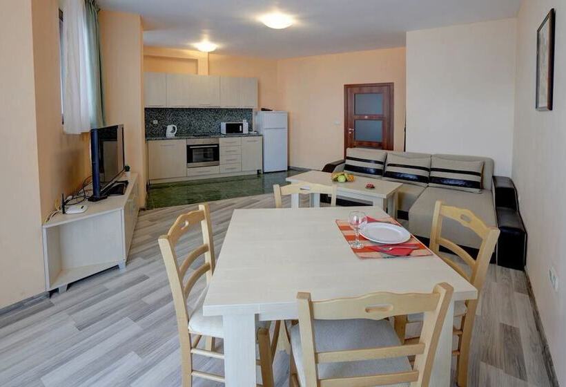 1 St Line Izvora Hotel Golden Sands