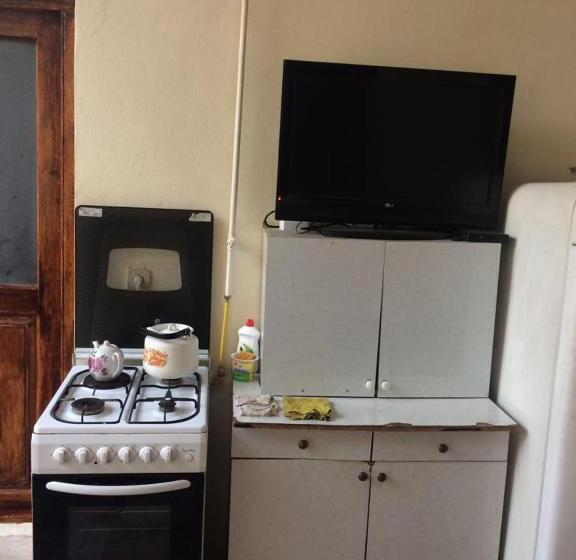 هاستل Huseyn Houses