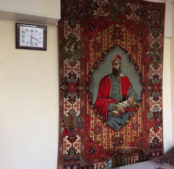 هاستل Huseyn Houses