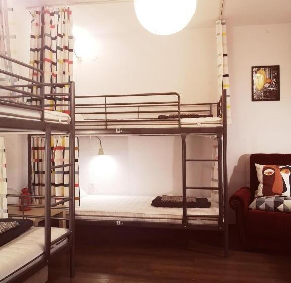 호스텔 Pijama House