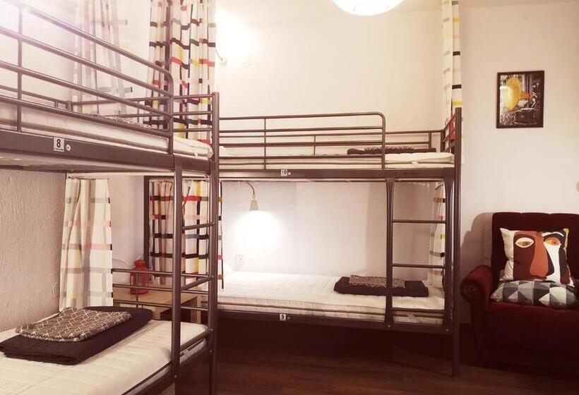 호스텔 Pijama House