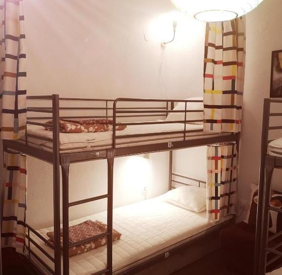 호스텔 Pijama House