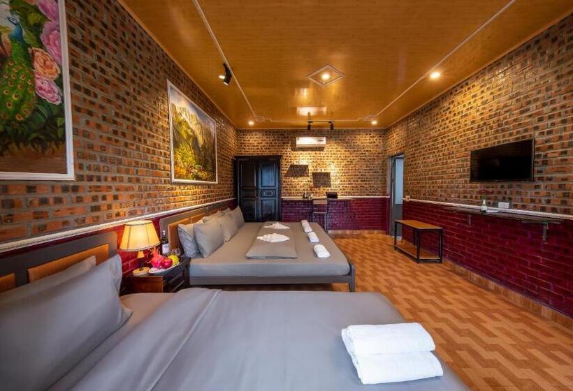 تختخواب و صبحانه Catba Spring Homestay