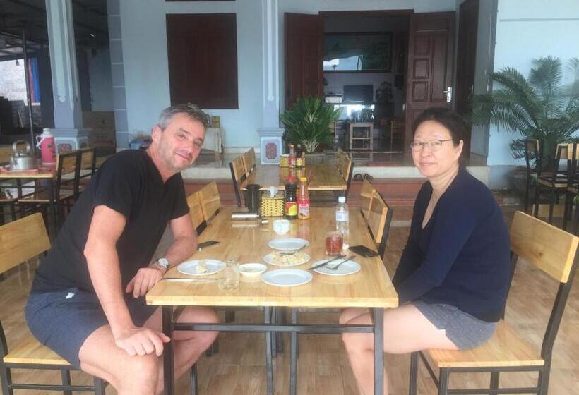 تختخواب و صبحانه Catba Spring Homestay