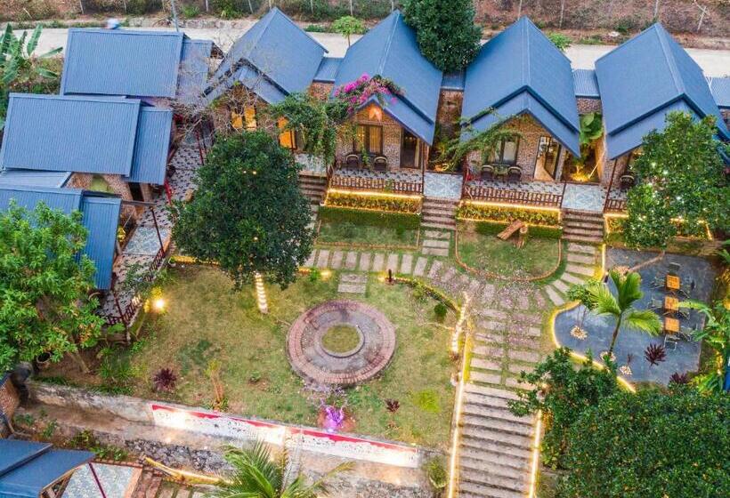 تختخواب و صبحانه Catba Spring Homestay