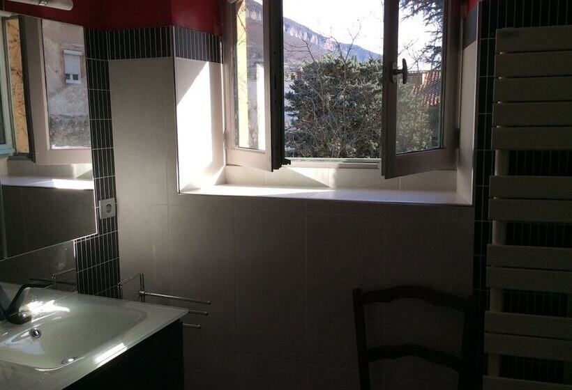 민박 Chambre D Hôte De La Fraternité