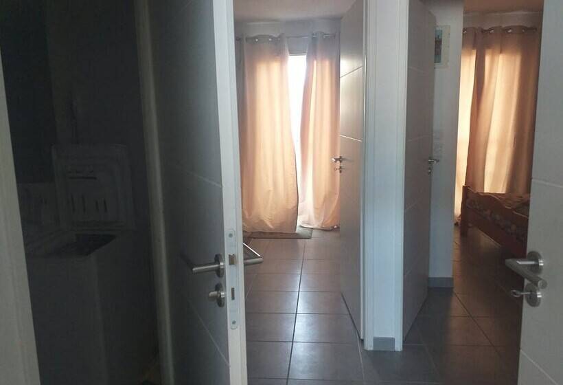 ベッドアンドブレックファースト Chambre D'hotes Fleure De Sel