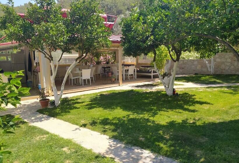 Bucak Apart Hotel Göcek & Beach