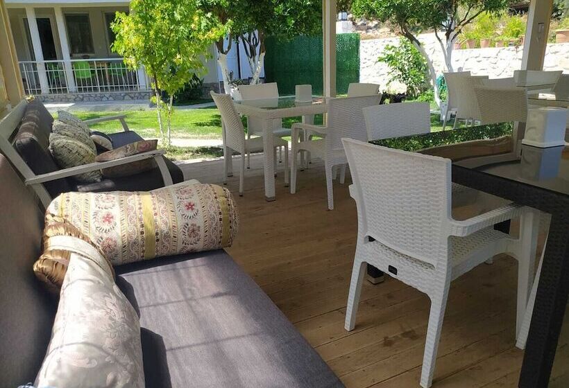 Bucak Apart Hotel Göcek & Beach