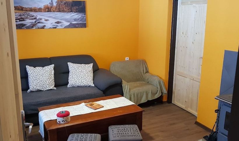 Chata Na Kovarne   Cottage On The Smithy