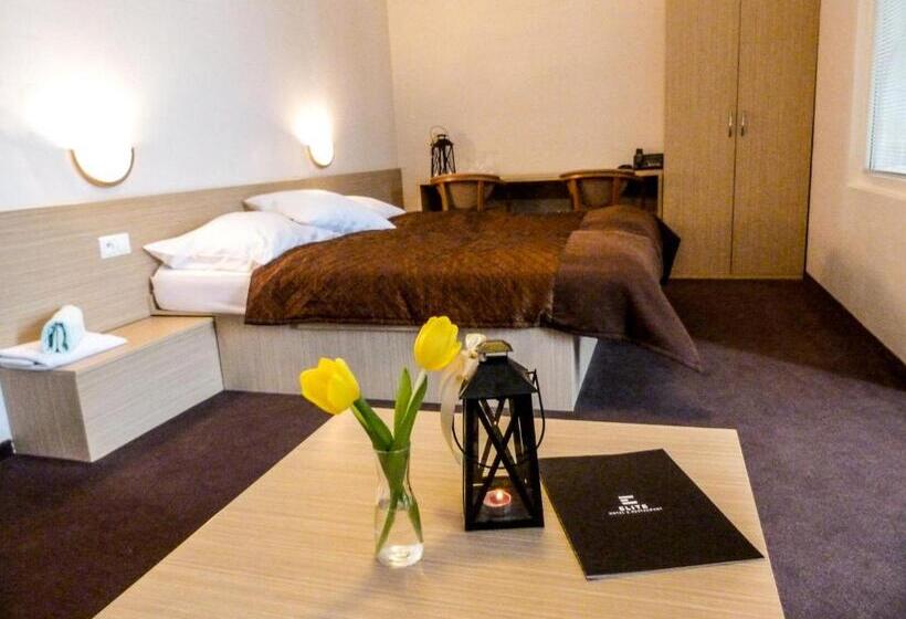 Elite Hotel Nová Dubnica