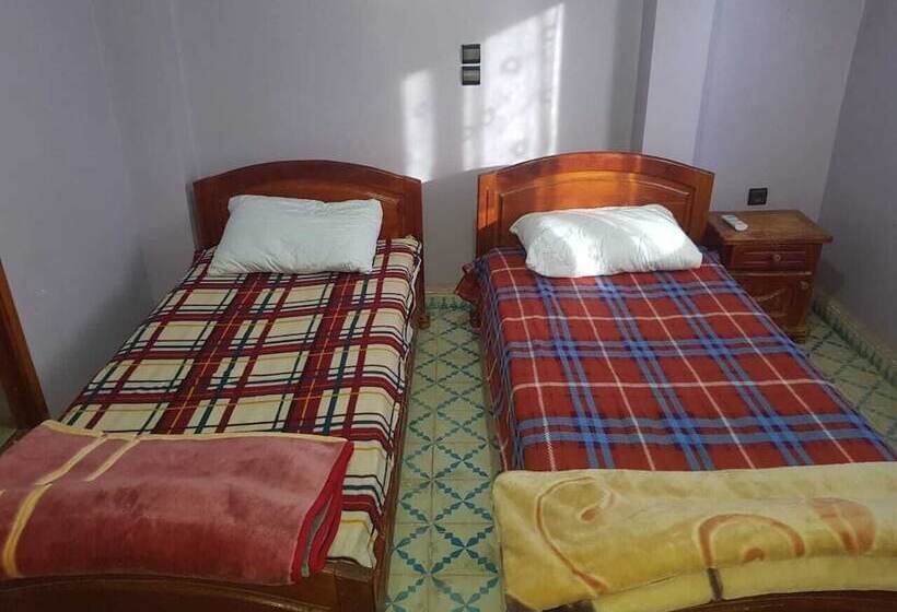 مسافرخانه Auberge Restaurant La Gazelle Du Sud