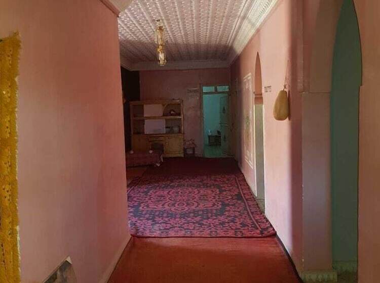 مسافرخانه Auberge Restaurant La Gazelle Du Sud