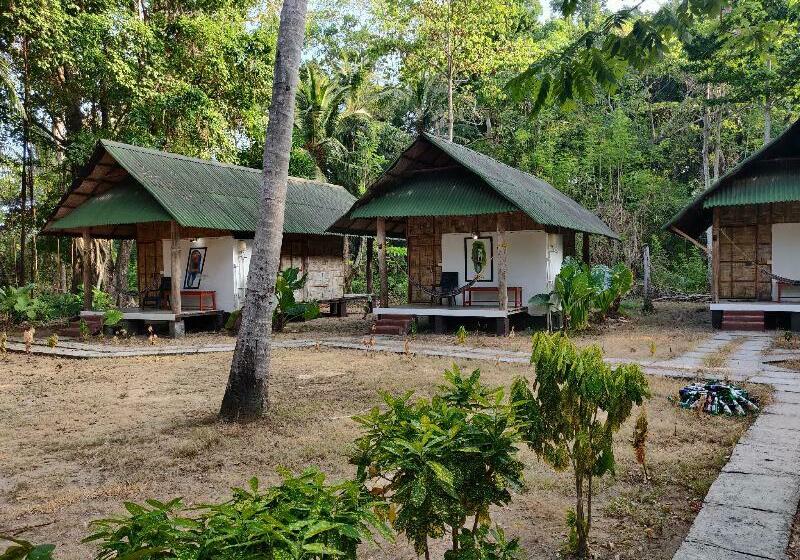 בית מלון כפרי Emerald Gecko Resorthavelock Island