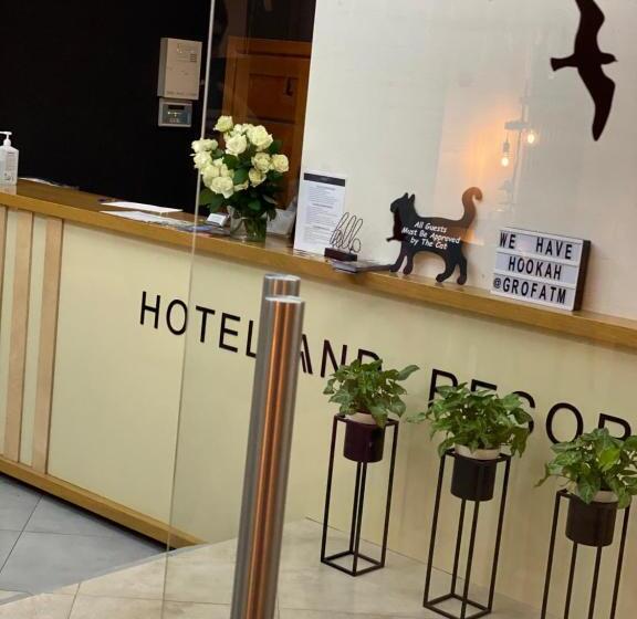 هتل Grofa Apartments