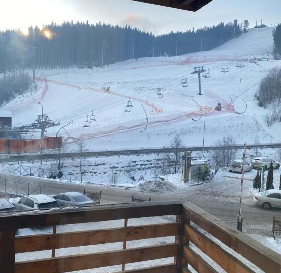 هتل Grofa Apartments