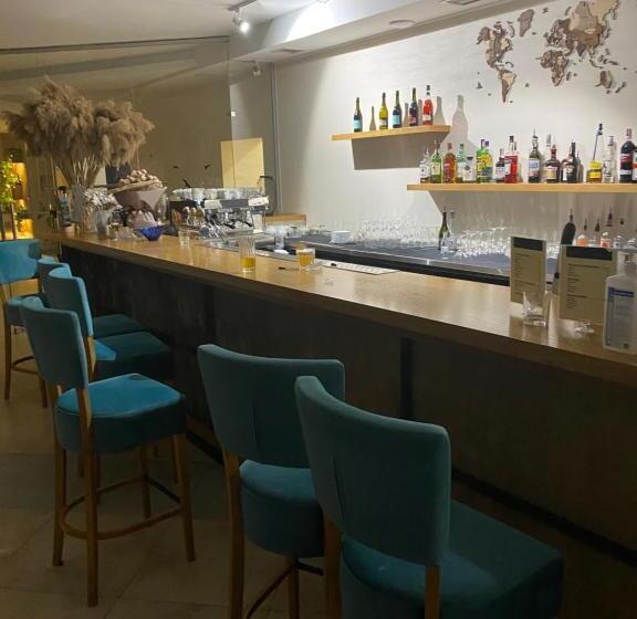 هتل Grofa Apartments