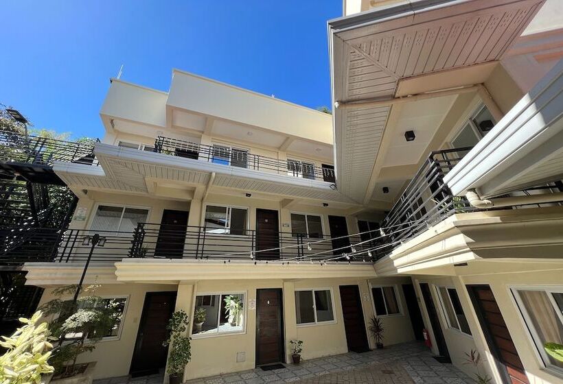 Happy Grey Hotel Vigan