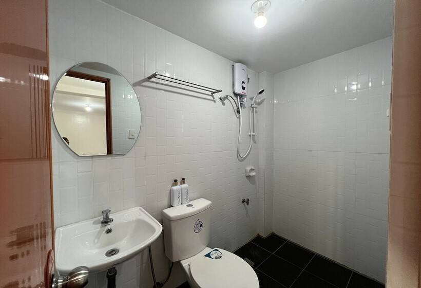 Happy Grey Hotel Vigan