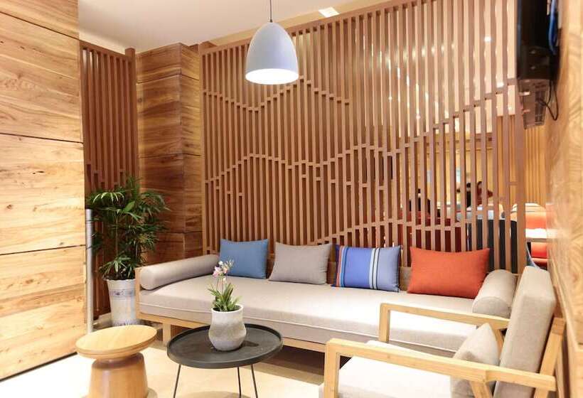 ホテル Holiday Inn Express Jiuzhaigou,only 600 Meters To Jiuzhaigou Park, An Ihg