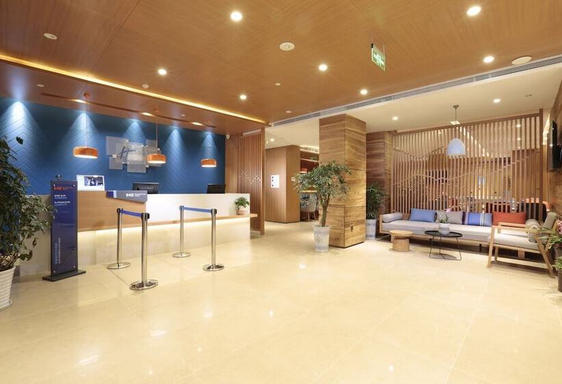 ホテル Holiday Inn Express Jiuzhaigou,only 600 Meters To Jiuzhaigou Park, An Ihg