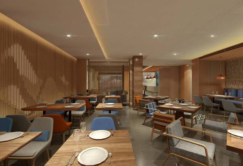 ホテル Holiday Inn Express Jiuzhaigou,only 600 Meters To Jiuzhaigou Park, An Ihg