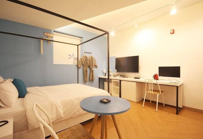 Отель Iksan Fourseason