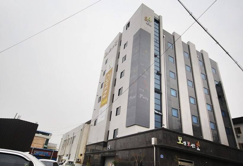 Отель Iksan Fourseason