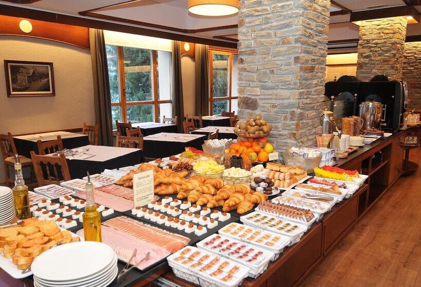 בית מלון כפרי Lacreu