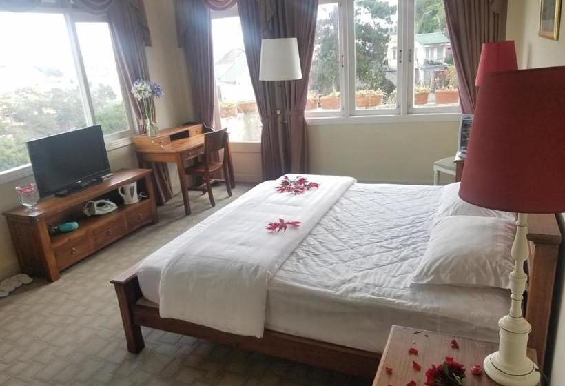 Lam Phan Hotel Villa