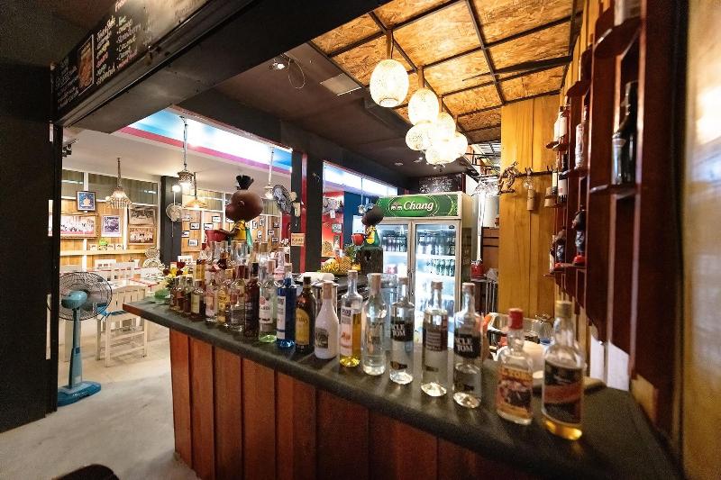 호텔 May House Karon Beach