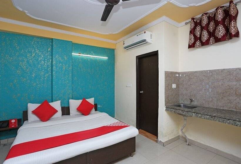 בית מלון כפרי Pilot Inn By Oyo Rooms