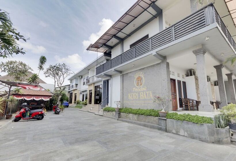 호텔 Reddoorz Near Stadion Kompyang Sujana Bali