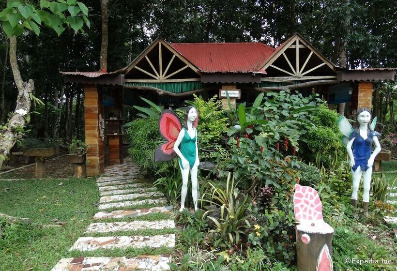 ホテル Tent And Breakfast At Irawan Park