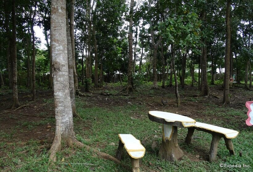 ホテル Tent And Breakfast At Irawan Park