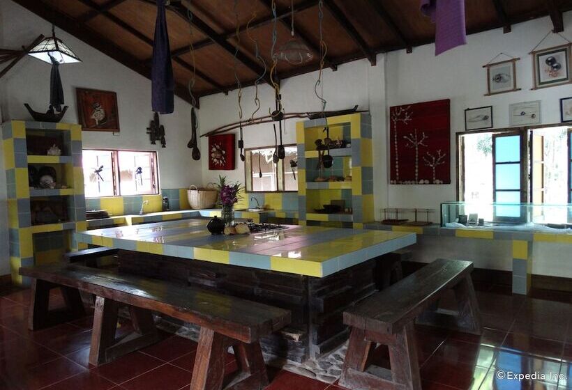 ホテル Tent And Breakfast At Irawan Park