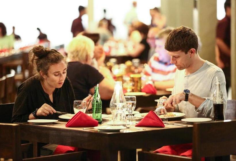 호텔 Tropical Life Resort And Spa