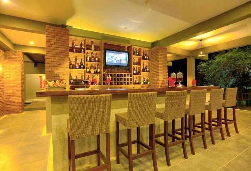 호텔 Tropical Life Resort And Spa